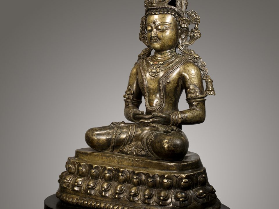 Buddha incoronato in dhyana mudra Tibet