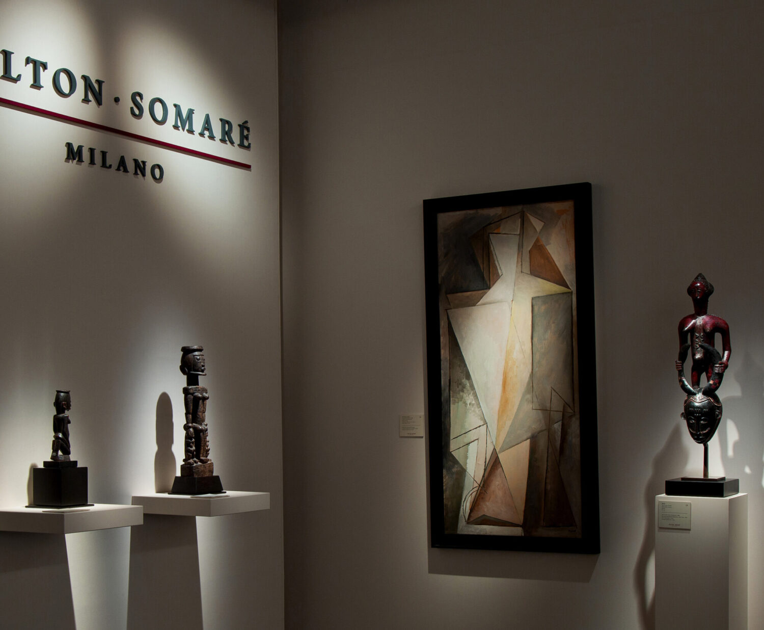 African Art, Dogon sculpture Mali wood, Guro mask, Ivory Coast, wood, Dalton Somare Milano Scultura Africana, Figura d'Antenato Dogon, Mali in legno, 13esimo secolo e Maschera Gruo della Costa d'Avorio in legno del tardo diciannovesimo secolo, dalton somare milano